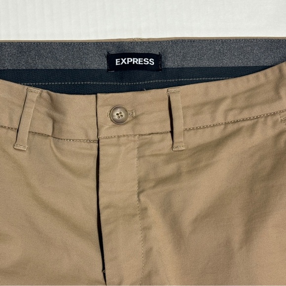 Express Men’s Slim Fit Khaki Chinos - 33x30 - Picture 3 of 4